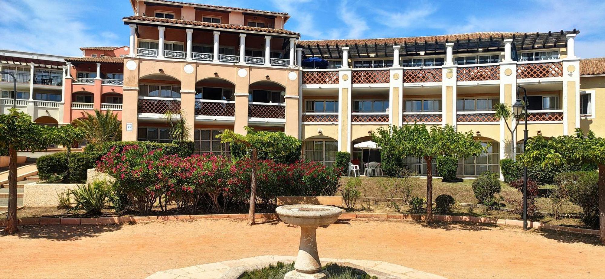 Agay Cap Esterel, Le Village Belvedere T2 Climatise Rez-De-Jardin, Vue Mer, Piscine Et Parking Inclus Сен-Рафаэль Экстерьер фото